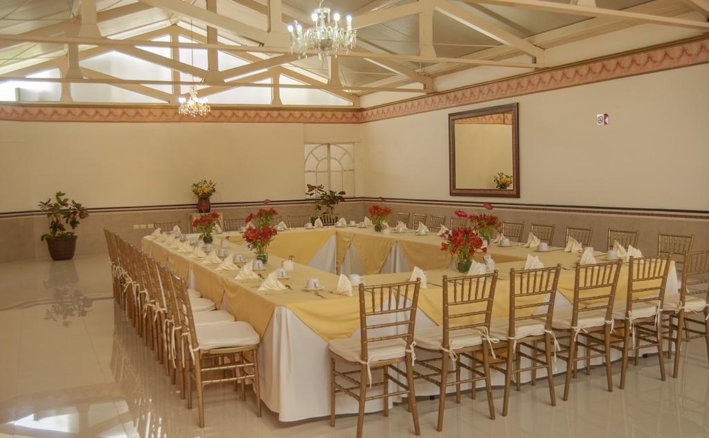 Centro Hotel Villa Las Margaritas Халапа Екстер'єр фото
